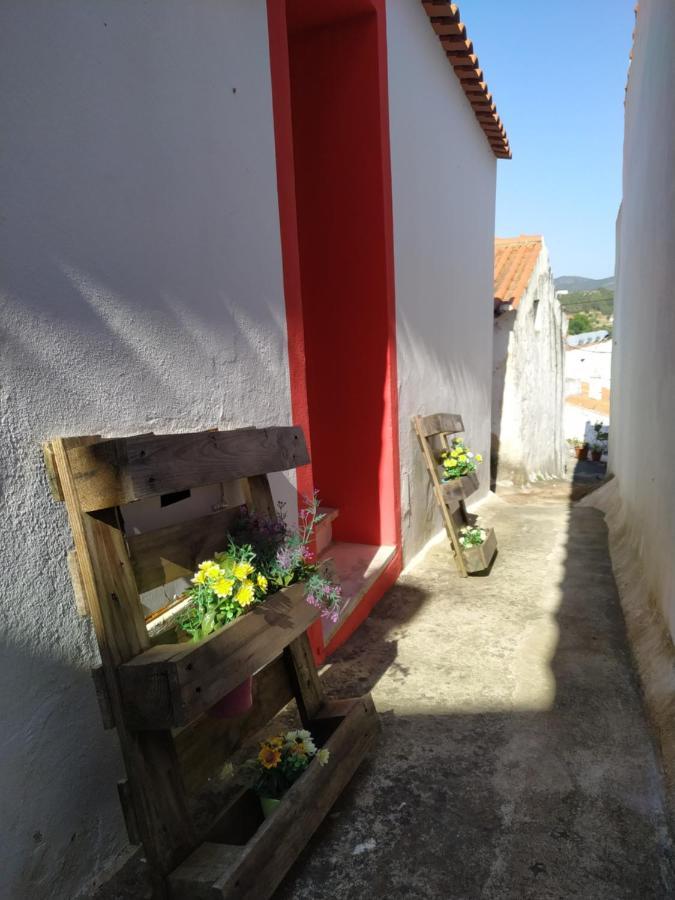 Villa Casa Pe Do Castelo à Aljezur Extérieur photo